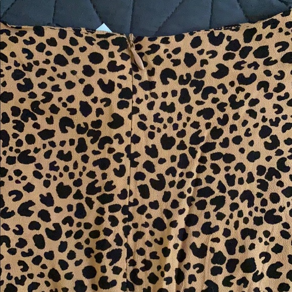 🐆 🆕SKIES ARE BLUE// Slvless Leopard Jumpsuit 🐆 - Picture 6 of 8